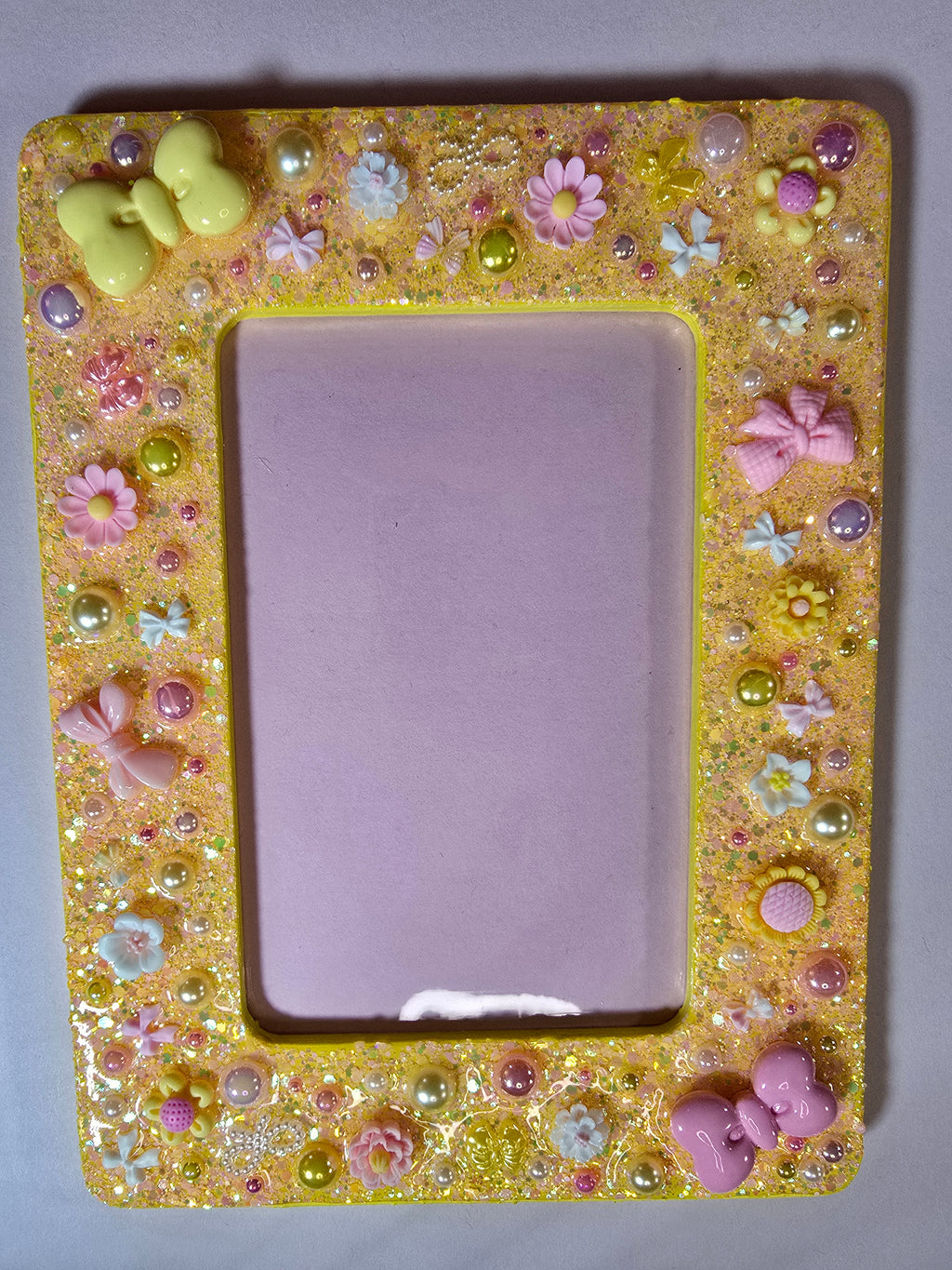 Dazzling Display Frames