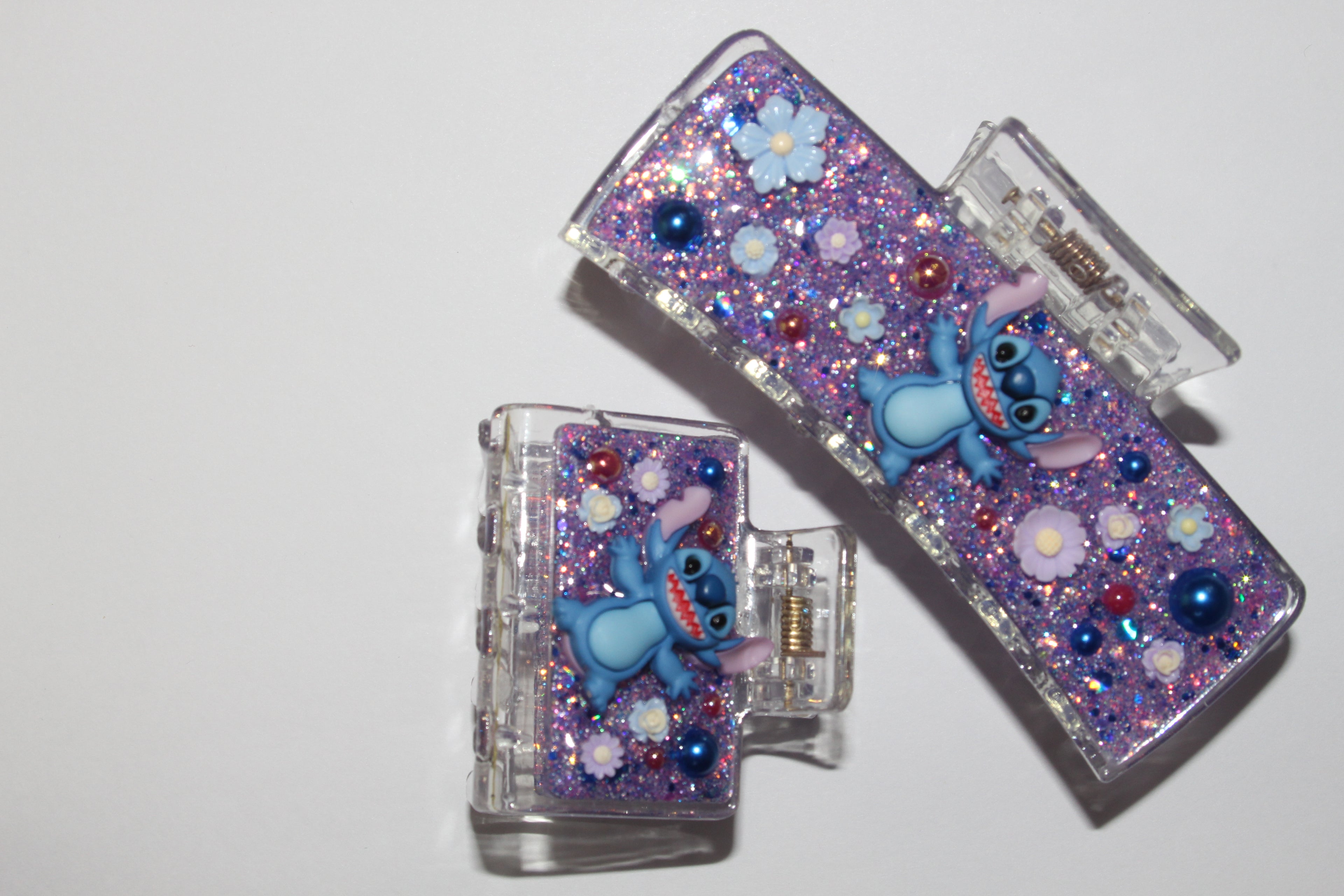 2" 3D Blue Alien Glitz Clip